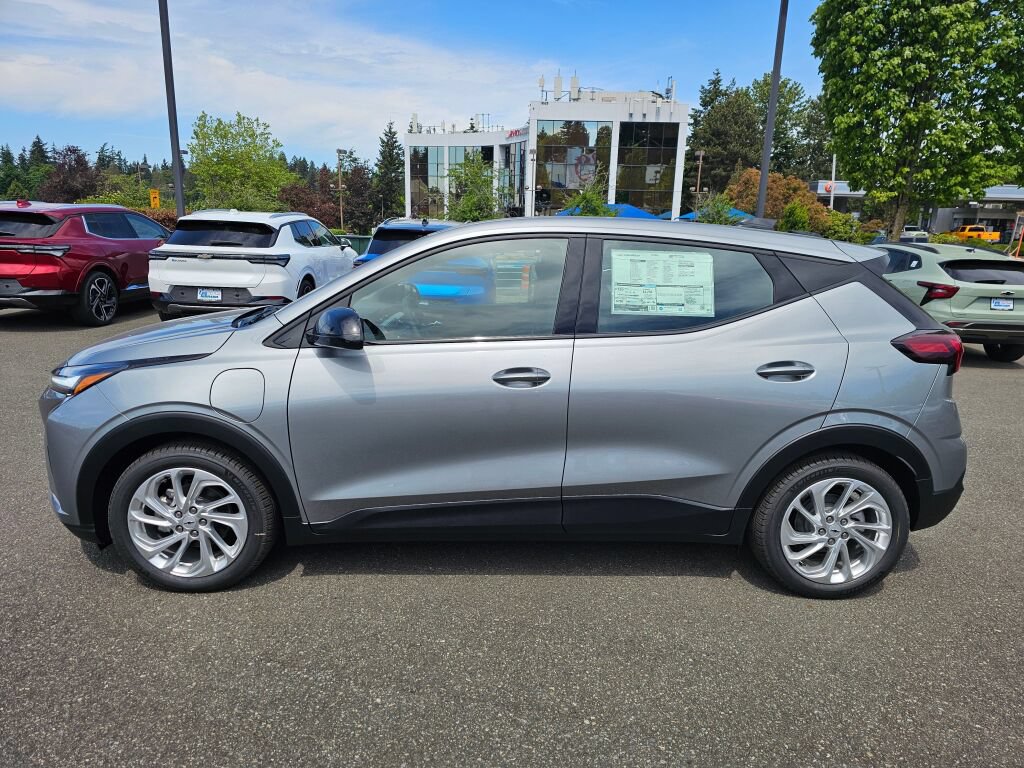 New 2027 Chevrolet Bolt LT FWD image 8