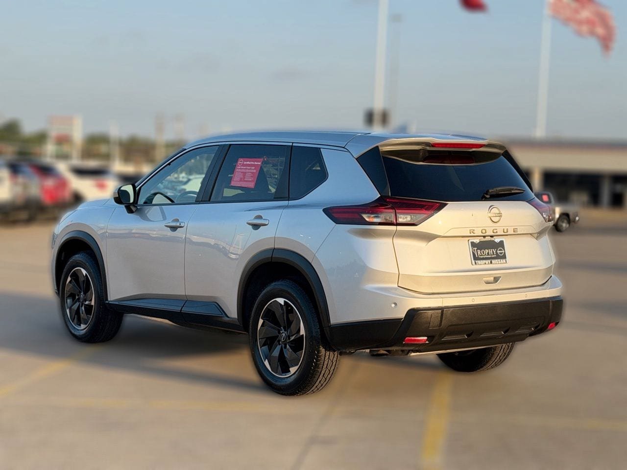 Certified 2025 Nissan Rogue SV FWD image 7