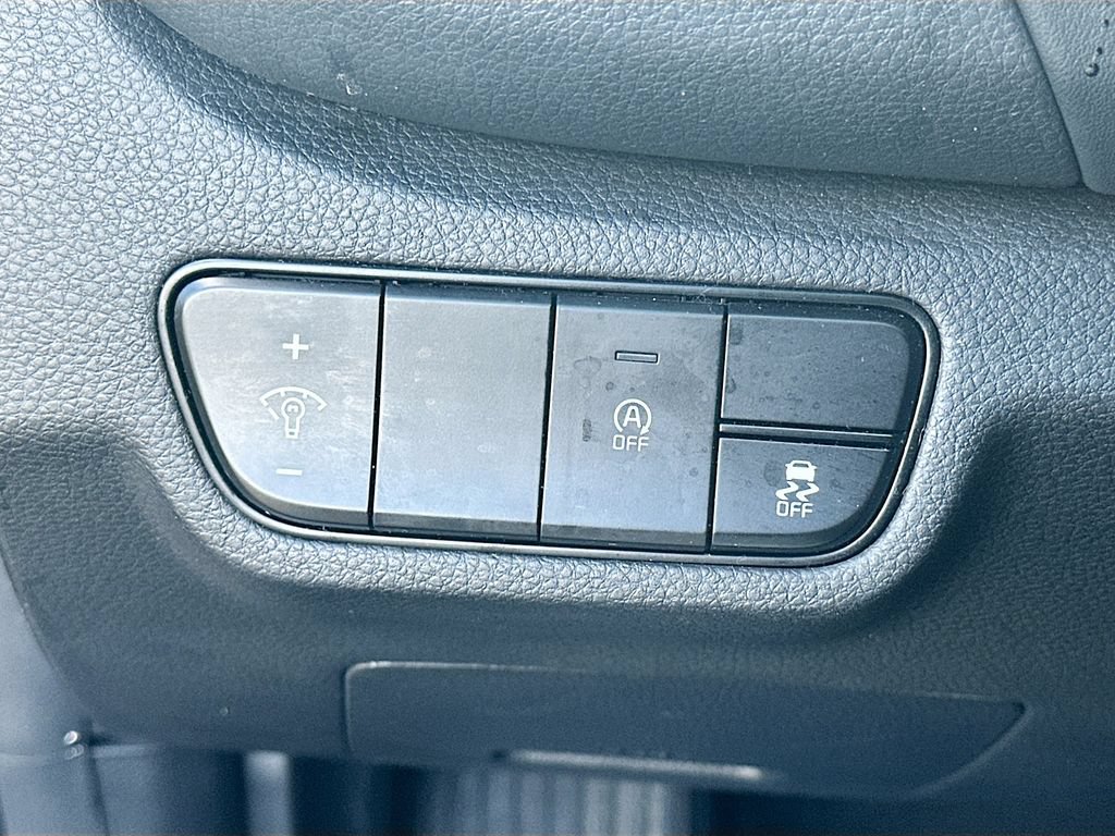 Certified 2024 Kia Seltos EX FWD image 10