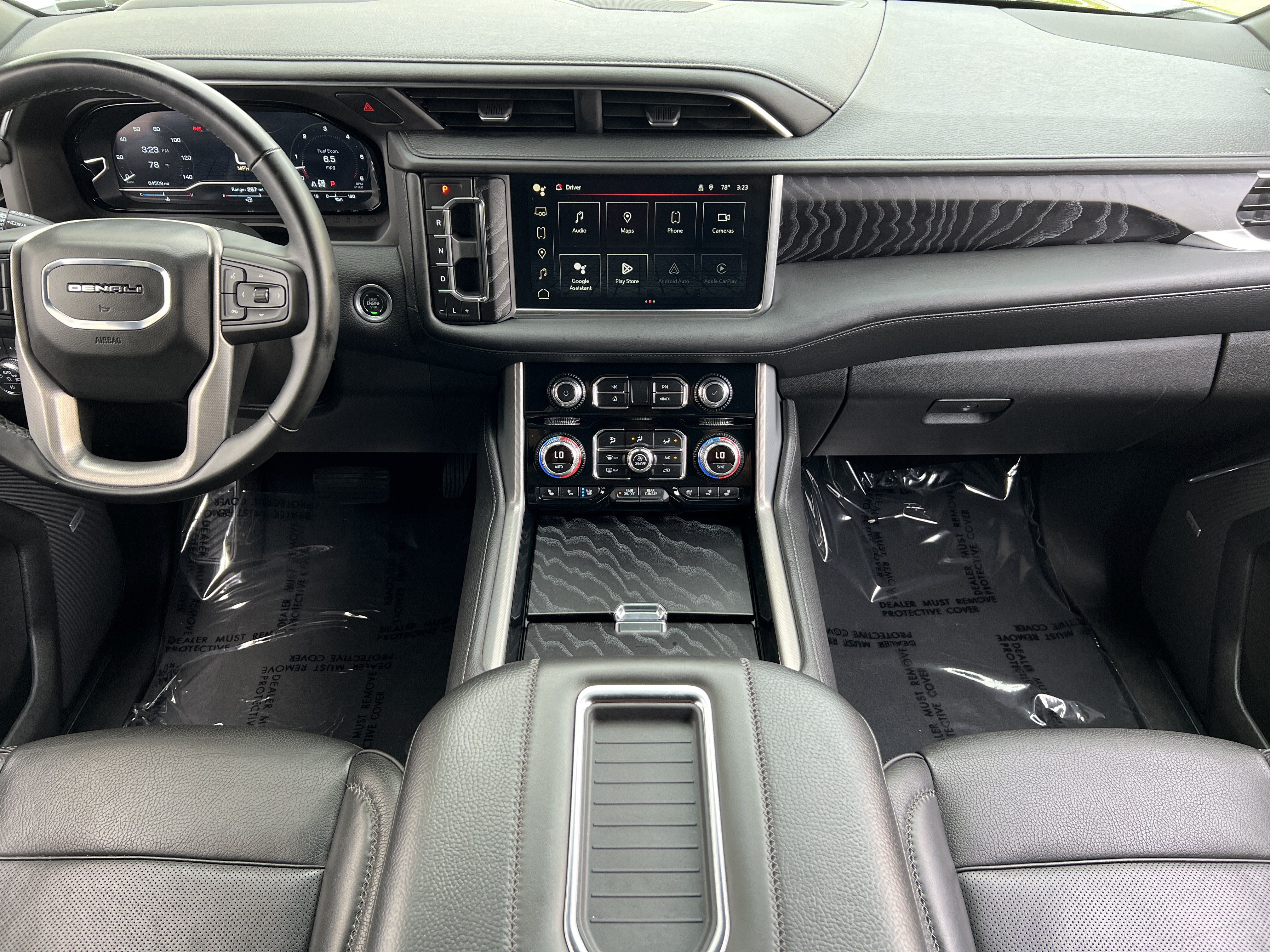 Used 2024 GMC Yukon XL Denali AWD/4WD image 36