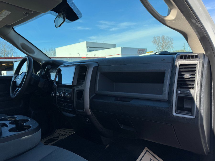 Used 2017 RAM 1500 ST w/ SXT Appearance Group AWD/4WD image 19