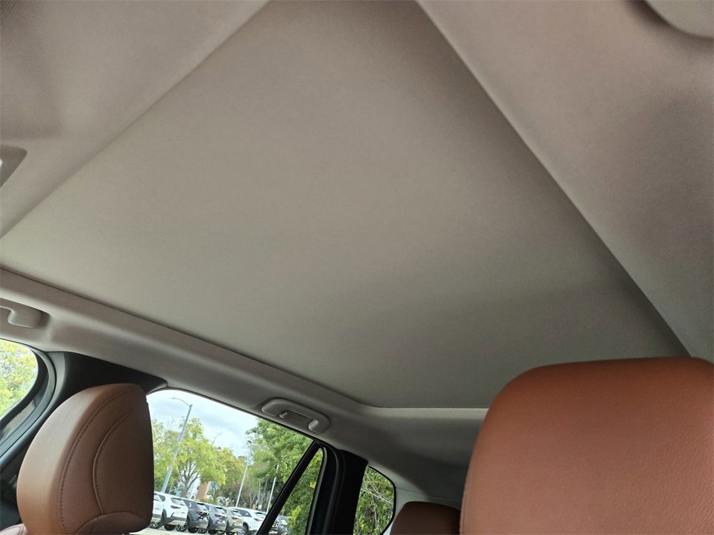 Certified 2025 MAZDA CX-50 Meridian Edition w/ Apex Package image 16