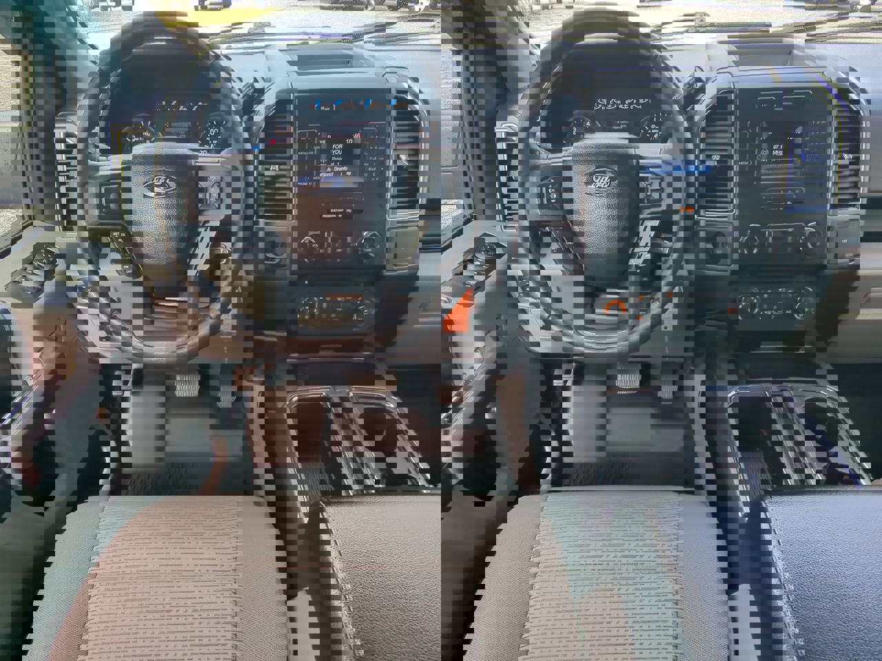 Certified 2017 Ford F150 XLT w/ Equipment Group 301A Mid image 14