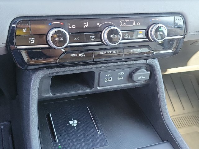Certified 2023 Honda Pilot Touring image 33