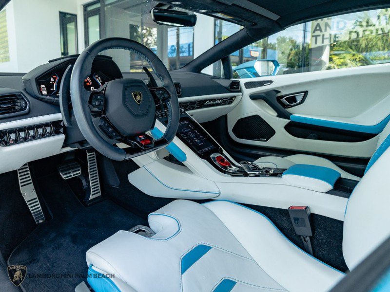 Used 2023 Lamborghini Huracan EVO RWD image 23