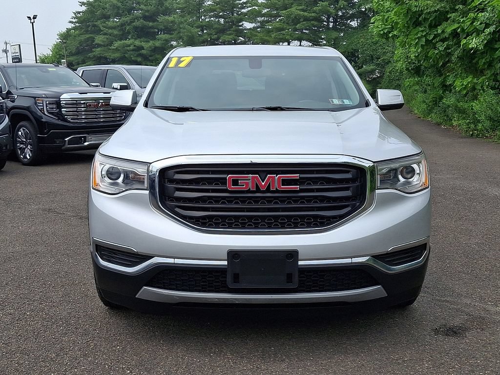 Certified 2017 GMC Acadia SLE FWD image 2