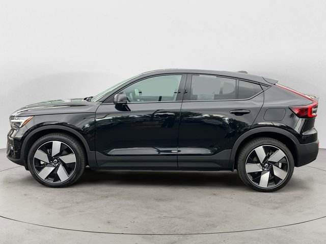 Used 2024 Volvo C40 P8 Recharge Ultimate w/ Protection Package Premier image 3