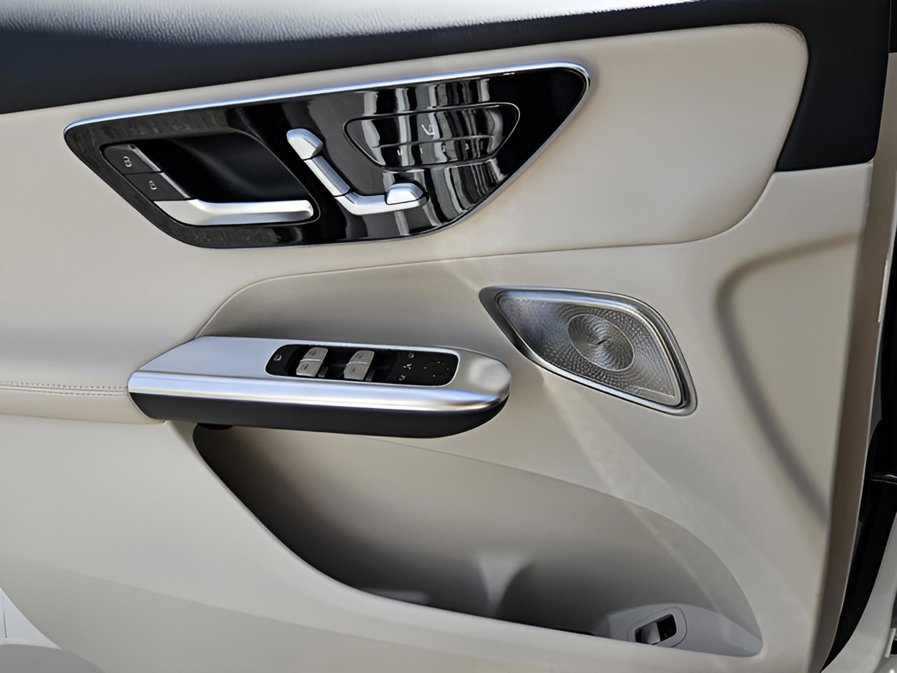 New 2026 Mercedes-Benz GLC 300 image 33