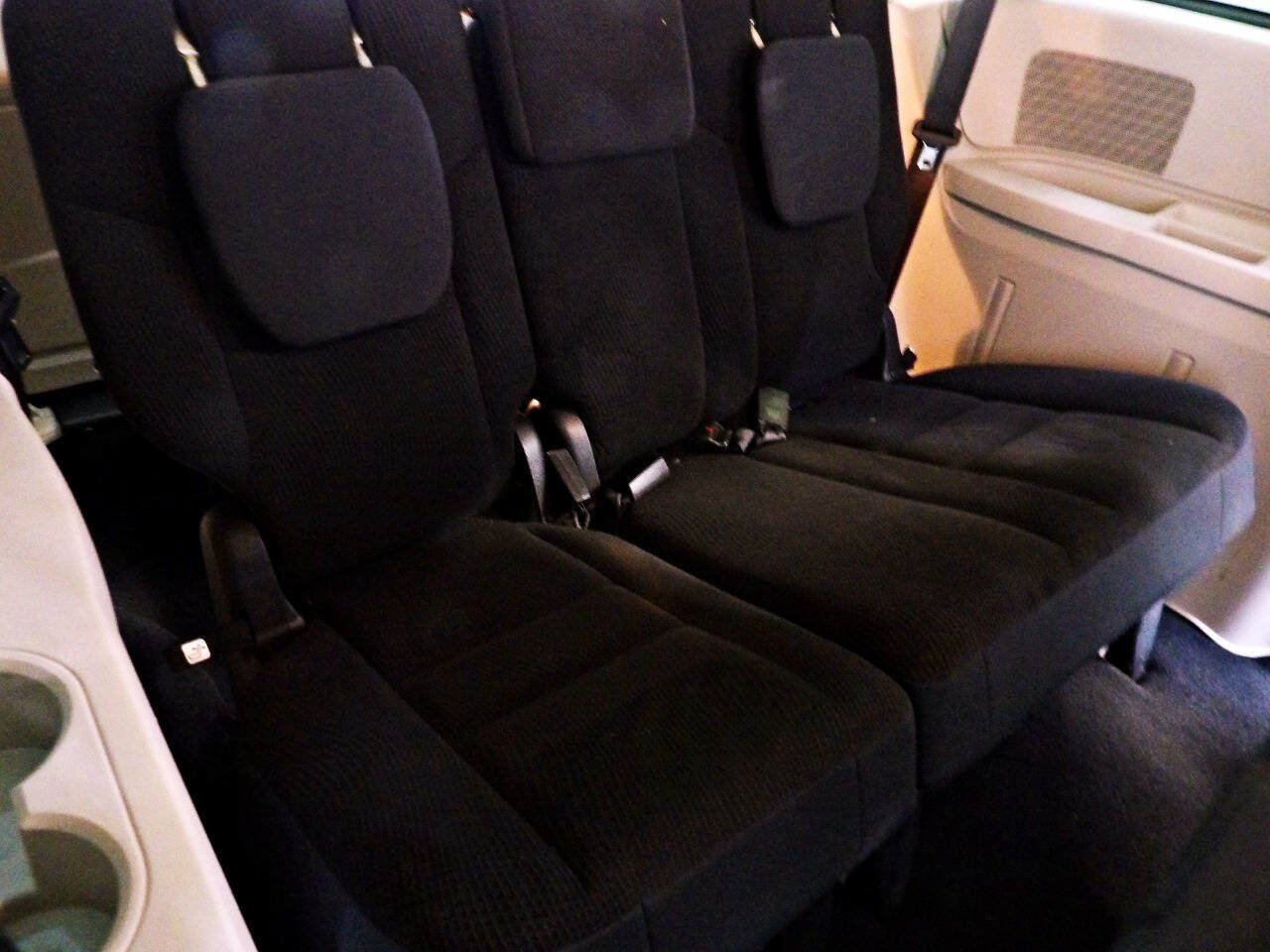 Used 2019 Dodge Grand Caravan SE w/ UConnect Hands-Free Group FWD image 13