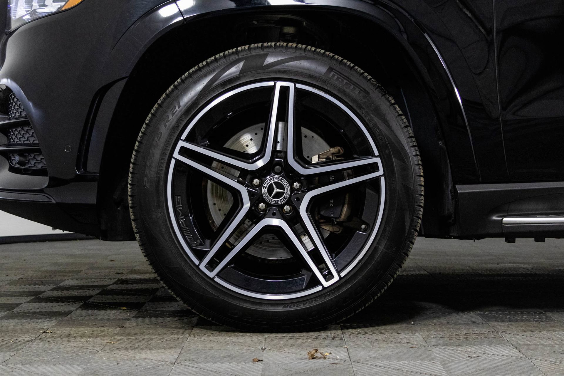 Used 2022 Mercedes-Benz GLS 450 4MATIC image 45