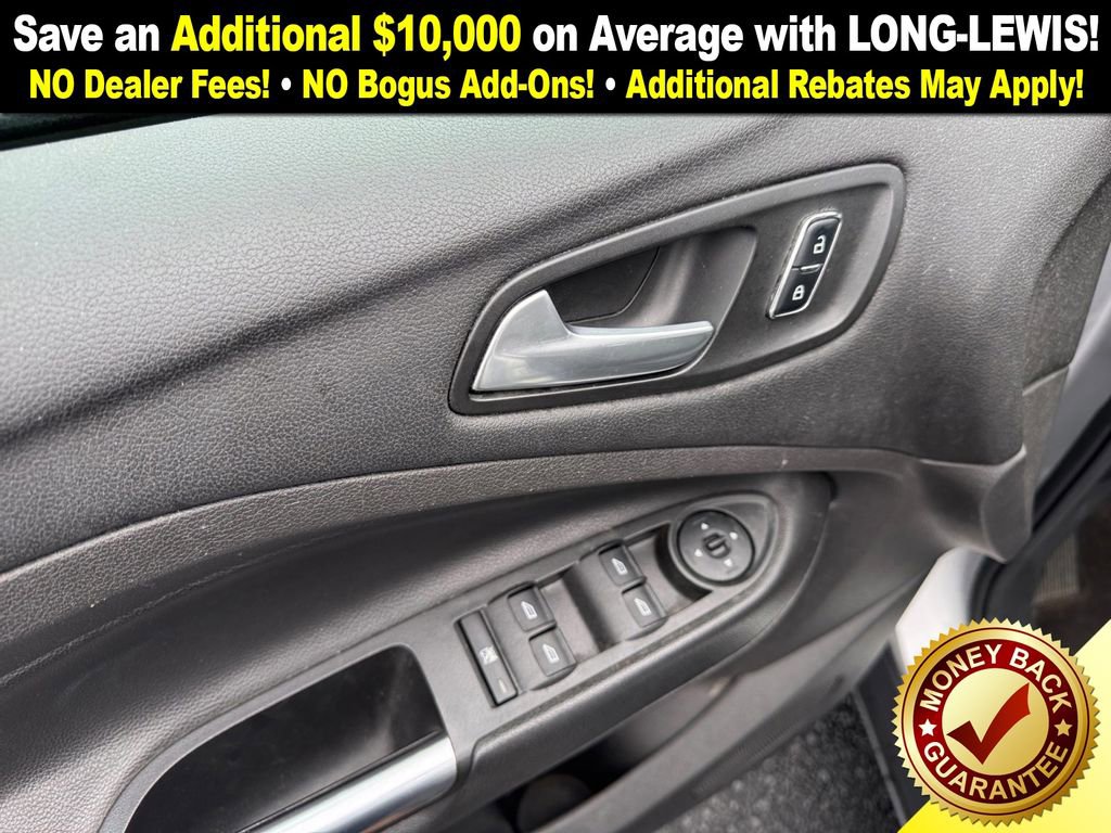 Used 2015 Ford Escape SE image 16