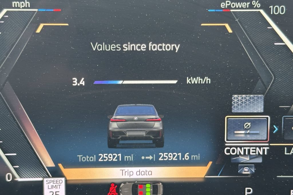 Used 2023 BMW i7 xDrive60 AWD/4WD image 30