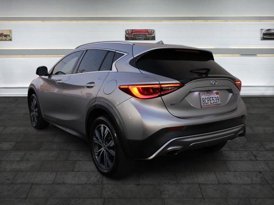 Used 2018 INFINITI QX30 AWD image 5