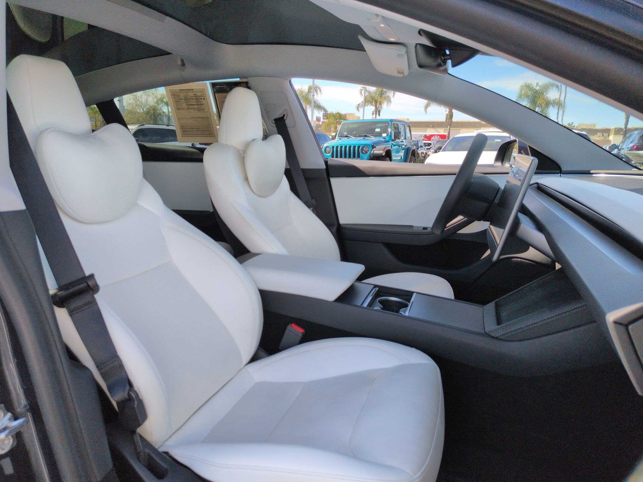 Used 2024 Tesla Model 3 image 33