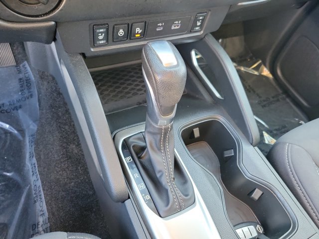 Used 2023 Nissan Frontier SV w/ SV Convenience Package image 28