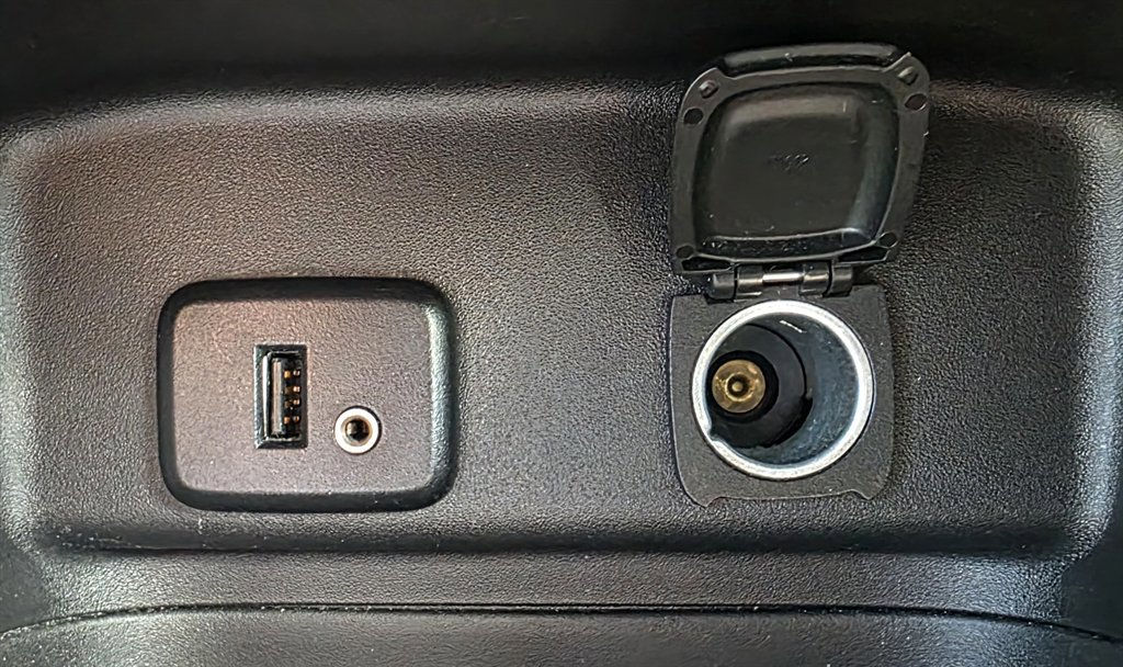 Used 2018 Chevrolet Equinox LT image 27
