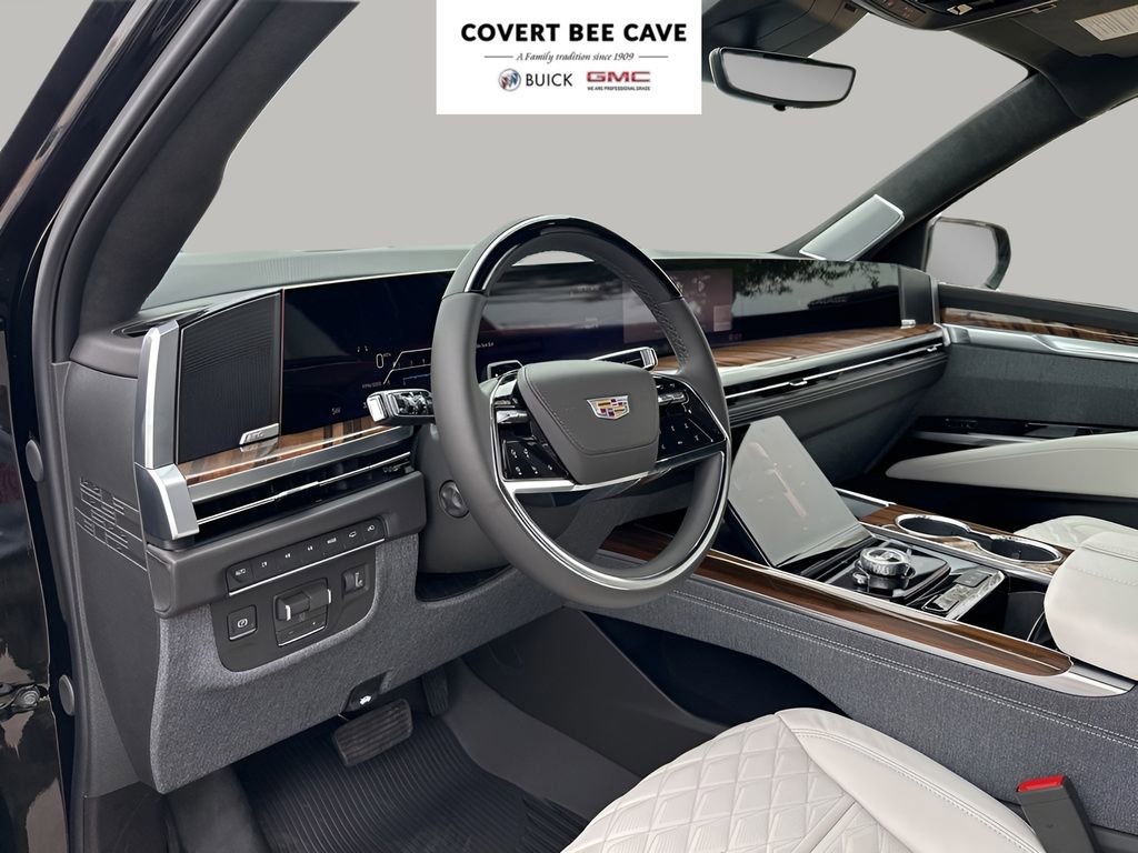 Used 2026 Cadillac Escalade Platinum Sport w/ LPO, Floor Liner Package image 31