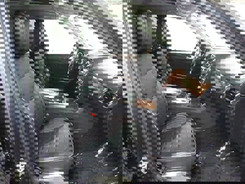 Used 2014 Mercedes-Benz GL 550 GL 550 4MATIC w/ Driver Assistance Package image 25