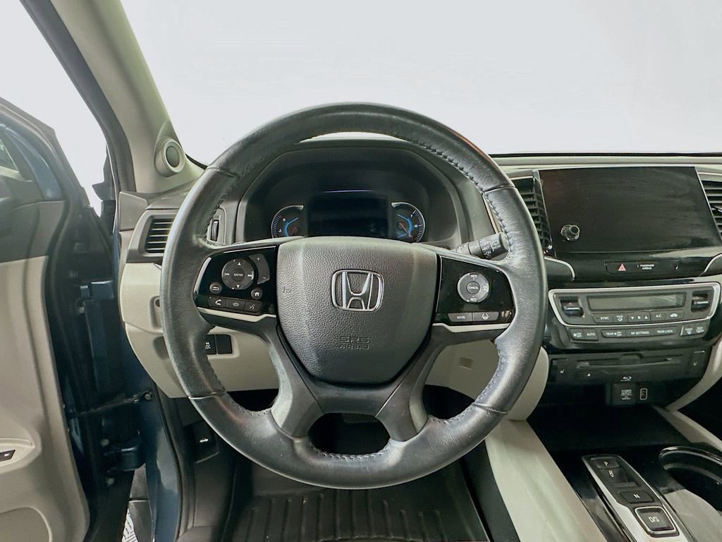 Used 2019 Honda Pilot Touring image 11