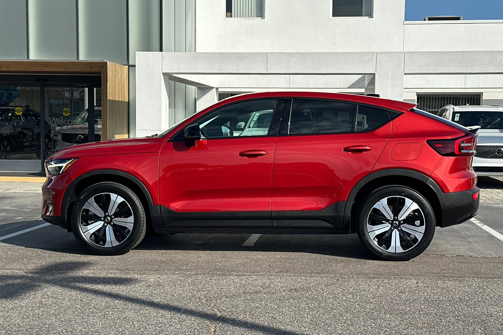 Certified 2023 Volvo C40 Recharge Core AWD/4WD image 7