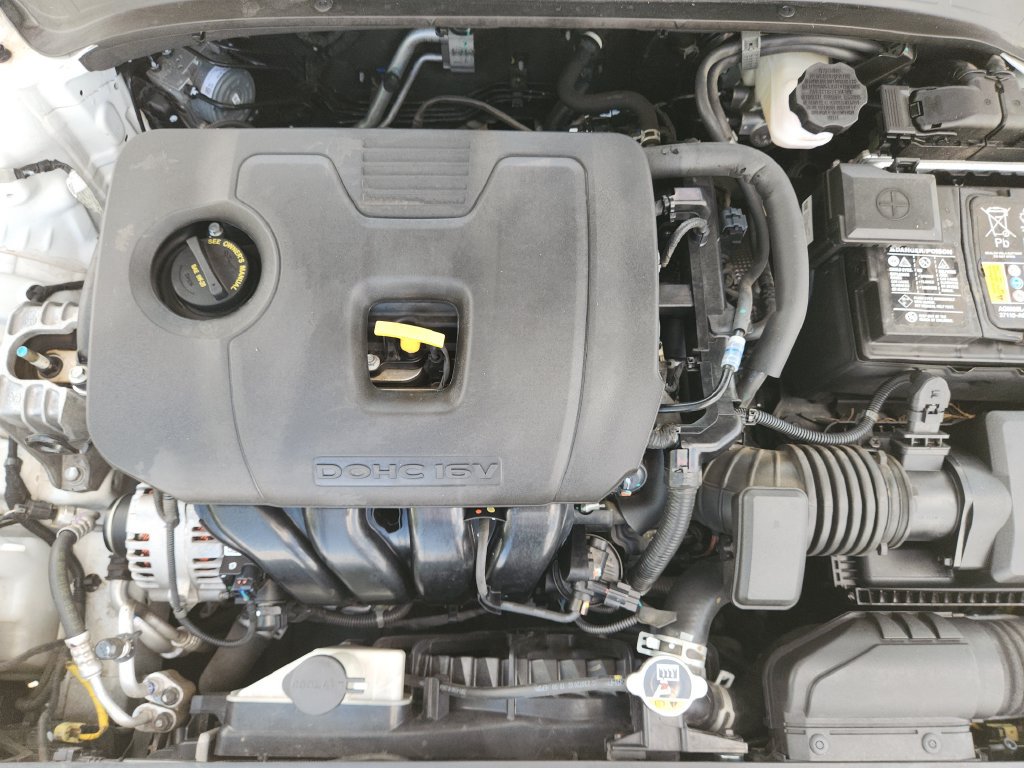 Certified 2024 Kia Forte LXS FWD image 34