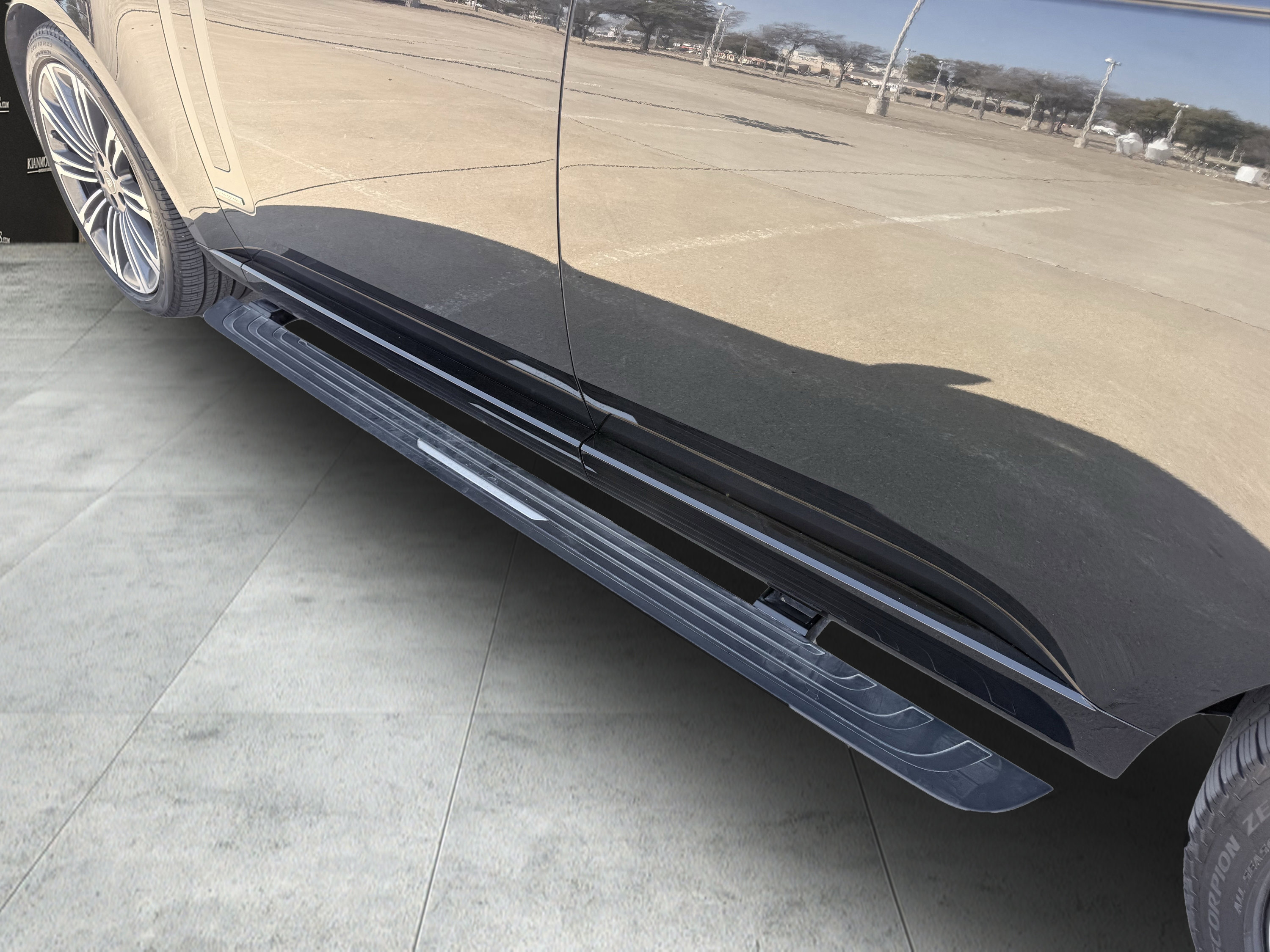 Used 2023 Land Rover Range Rover Long Wheelbase Autobiography image 24