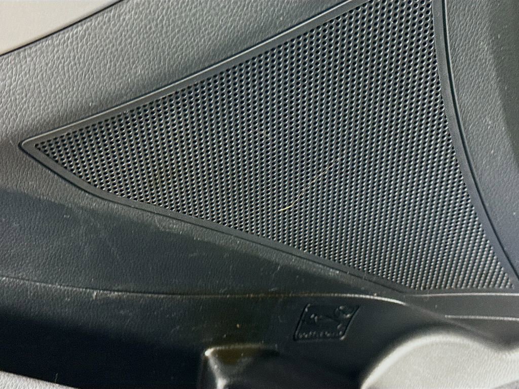 Used 2017 Hyundai Elantra GT image 20