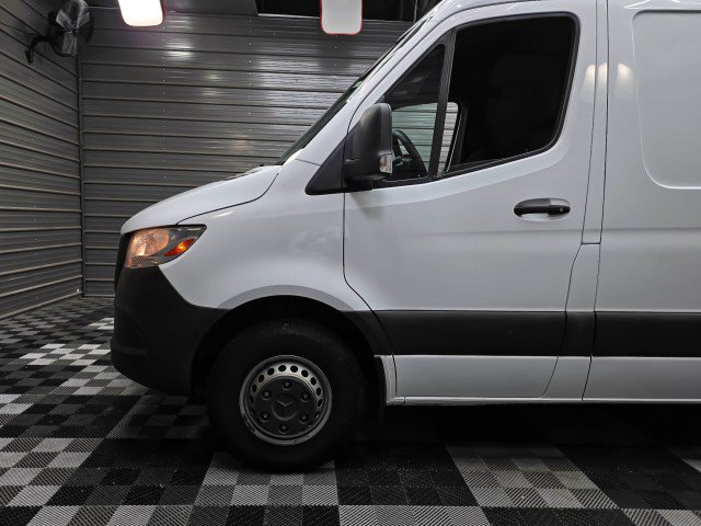 Used 2019 Mercedes-Benz Sprinter 3500 image 32