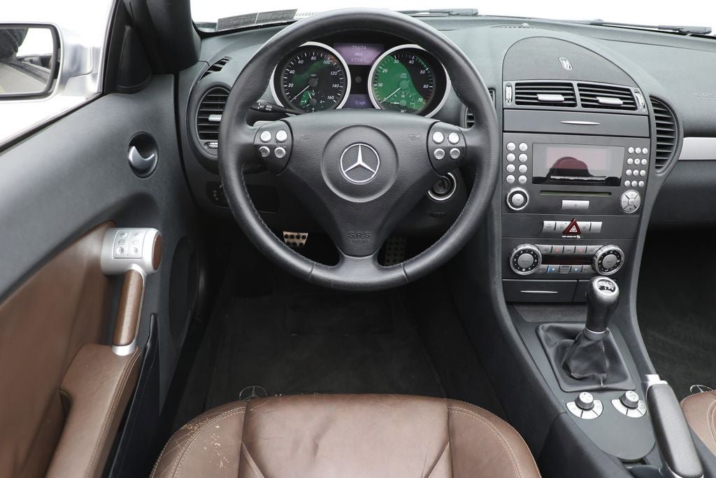 Used 2005 Mercedes-Benz SLK 350 image 22