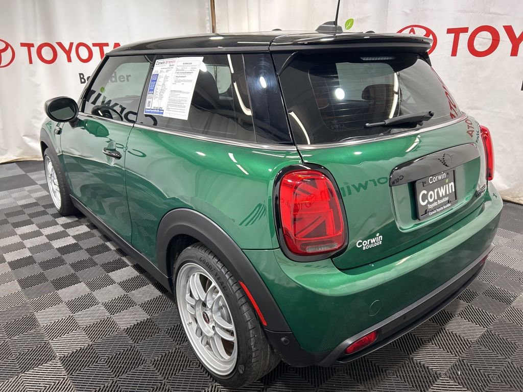 Used 2024 MINI Cooper SE image 5
