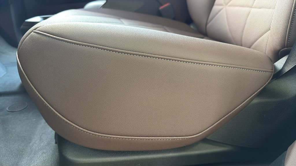 New 2026 BMW iX xDrive45 image 11