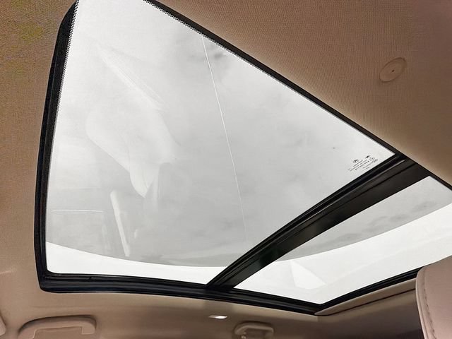 Used 2023 Acura MDX SH-AWD w/ Advance Package image 29
