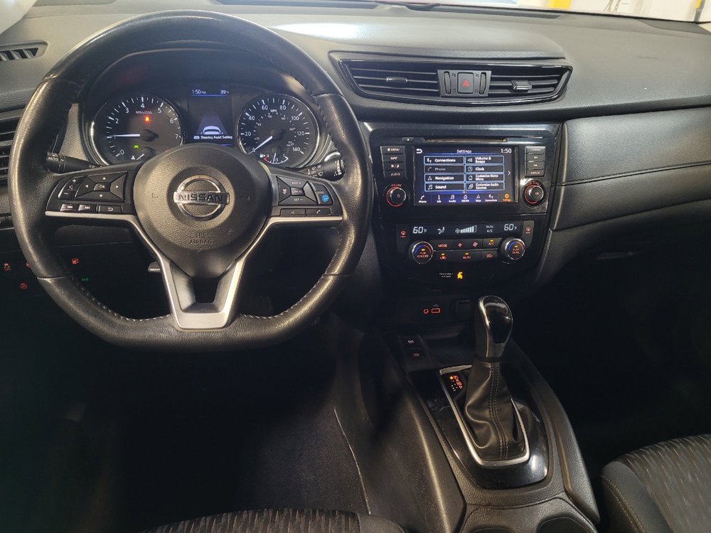 Used 2019 Nissan Rogue SV w/ Premium Package FWD image 22