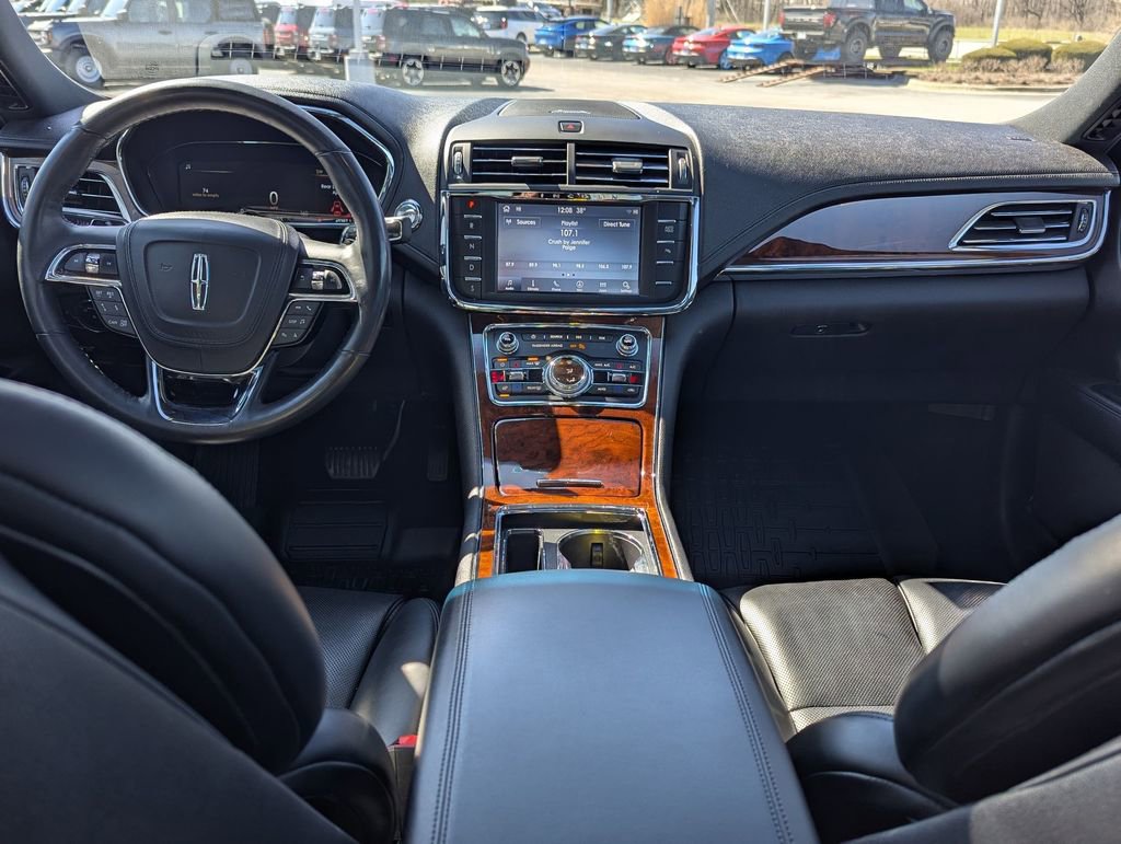 Used 2020 Lincoln Continental AWD w/ Premium Package image 24