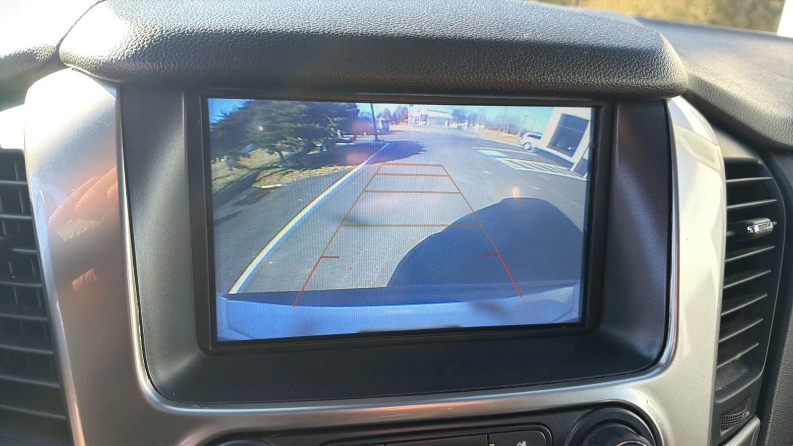 Used 2019 Chevrolet Tahoe LT image 31