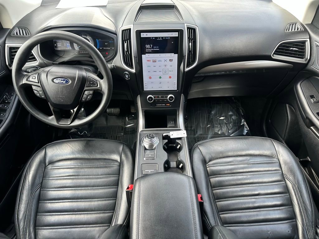 Used 2022 Ford Edge SE image 19