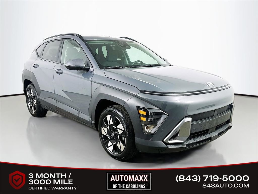 Used 2025 Hyundai Kona SEL image 1