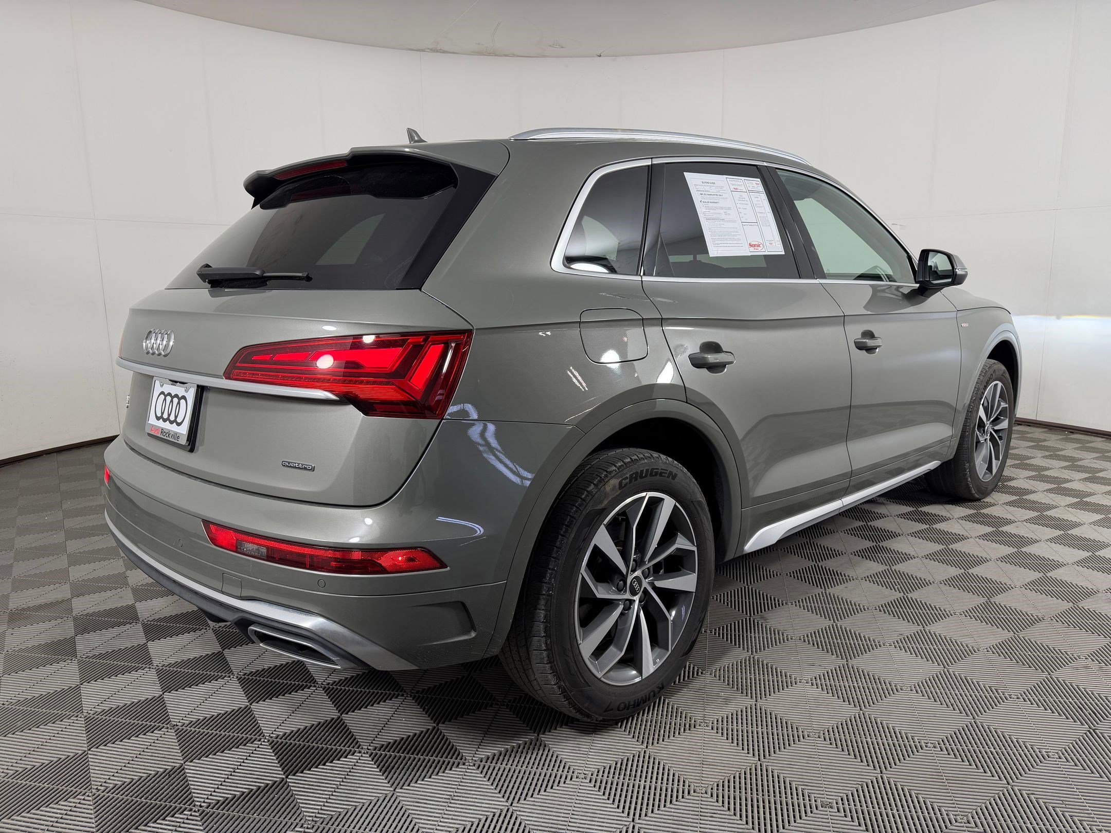 Certified 2023 Audi Q5 2.0T Premium Plus w/ Premium Plus Package image 9