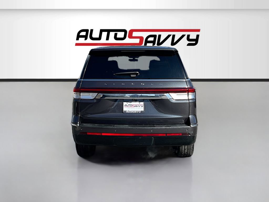 Used 2024 Lincoln Navigator Reserve image 6