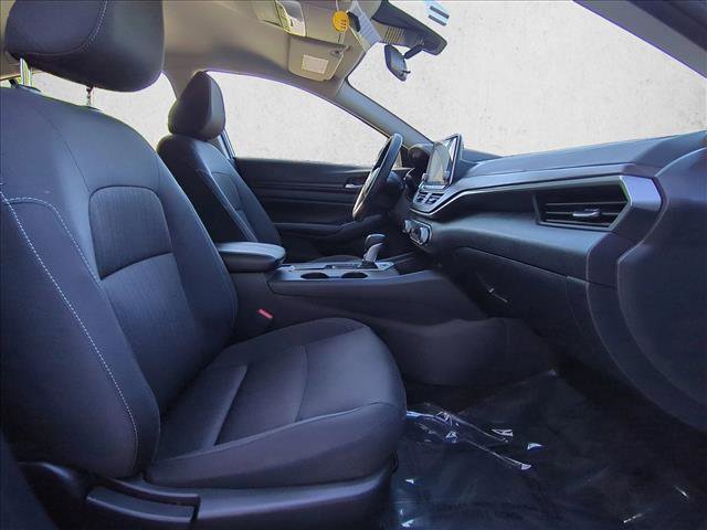 Used 2025 Nissan Altima 2.5 SV FWD image 22