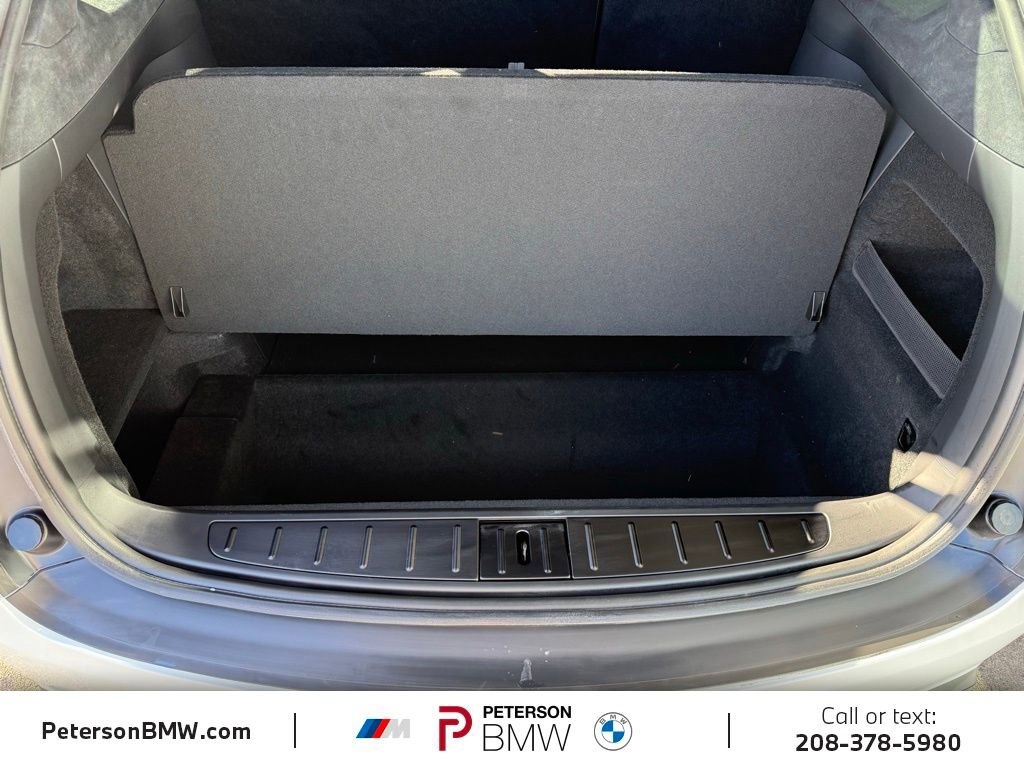 Used 2024 Tesla Model X image 11