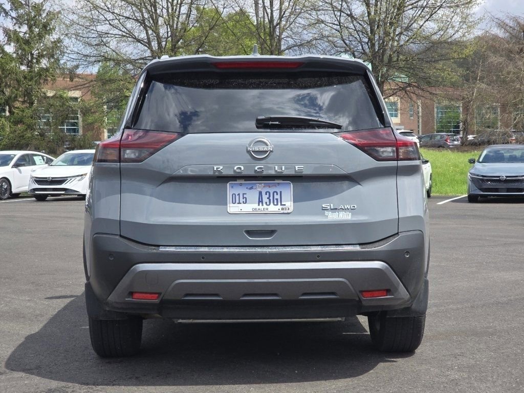 Used 2023 Nissan Rogue SL AWD/4WD image 13