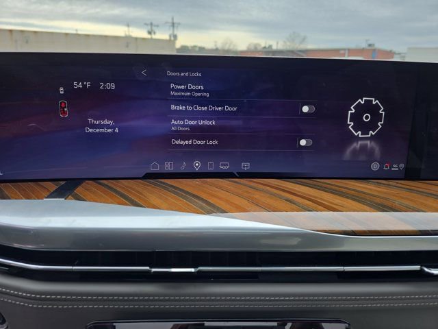 Certified 2025 Cadillac Escalade ESV Sport Platinum image 20