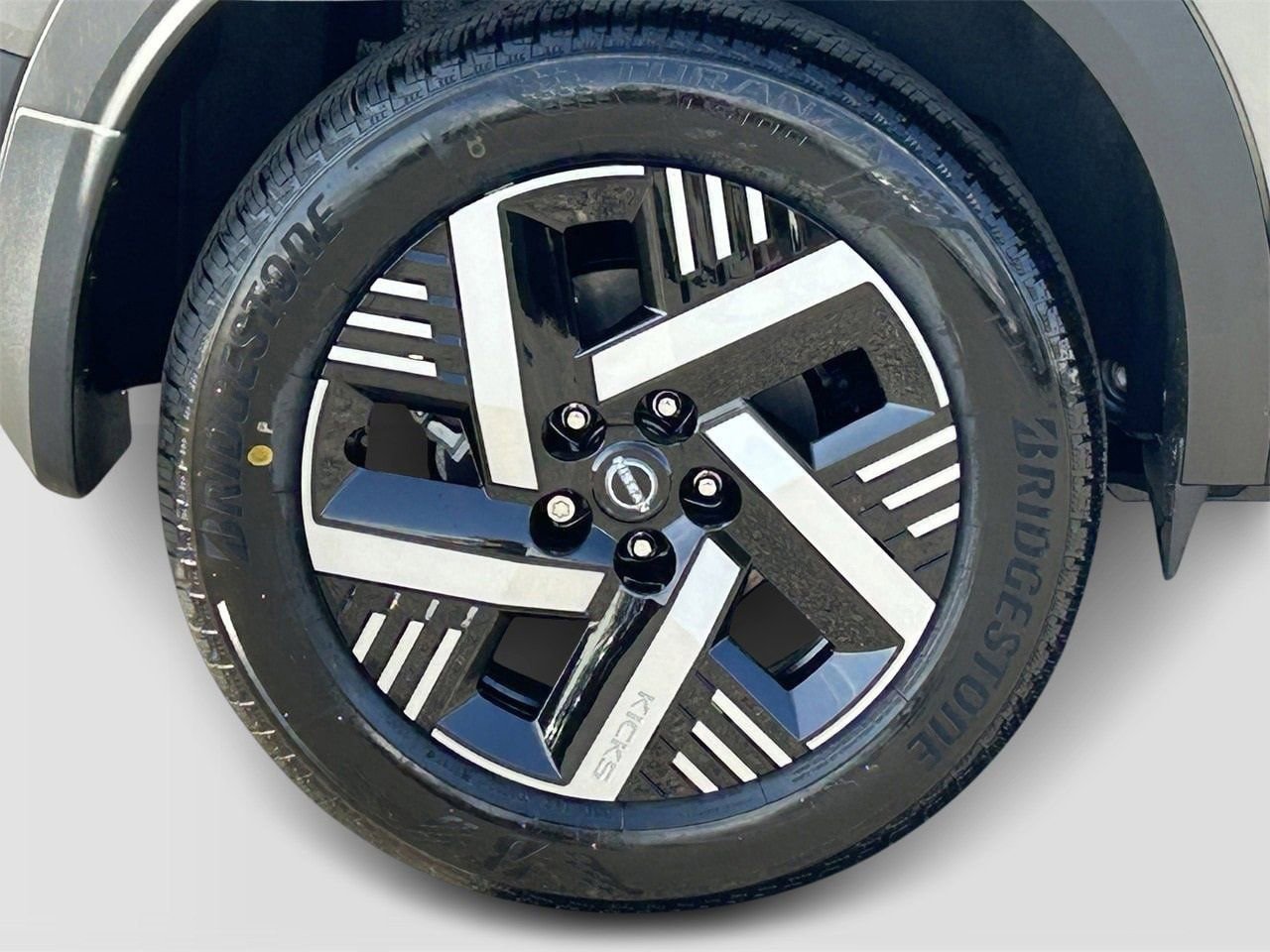New 2026 Nissan Kicks SV FWD image 7