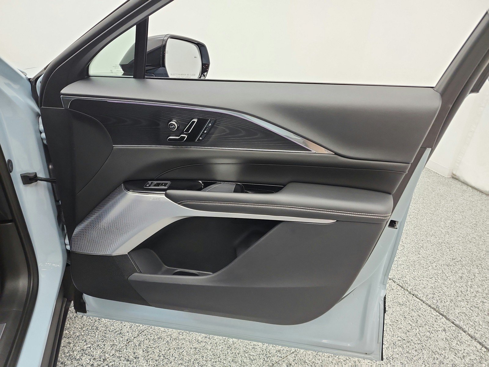 Used 2024 Cadillac Lyriq Sport w/ LPO, Floor Liner Package RWD image 20