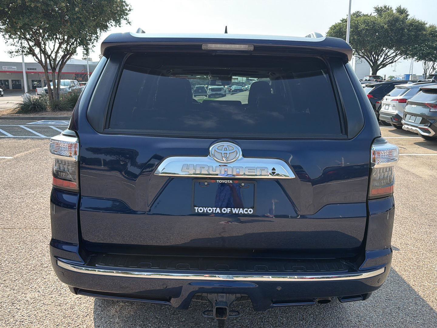 Used 2021 Toyota 4Runner Limited AWD/4WD image 4