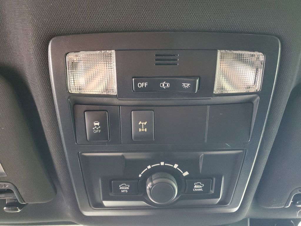 Used 2018 Toyota Tacoma TRD Off-Road AWD/4WD image 20