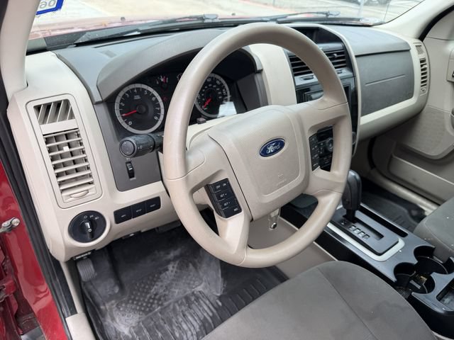 Used 2011 Ford Escape XLS w/ 101A Rapid Spec Order Code FWD image 14