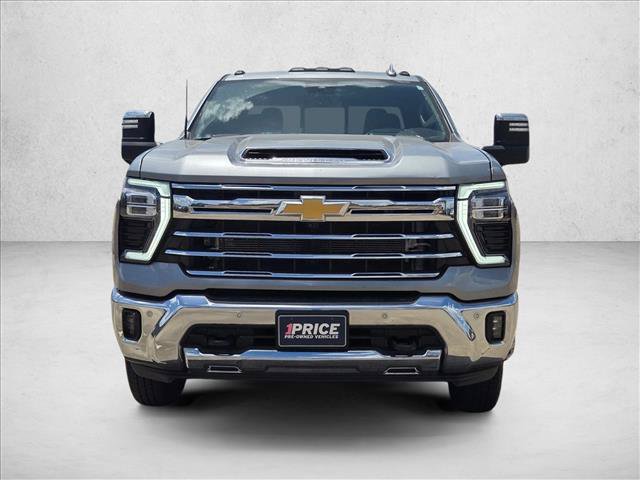 Used 2026 Chevrolet Silverado 3500 LTZ w/ LTZ Texas Edition AWD/4WD image 2
