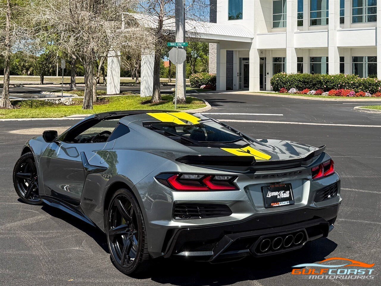 Used 2024 Chevrolet Corvette Z06 w/ Stealth Interior Trim Package RWD image 48